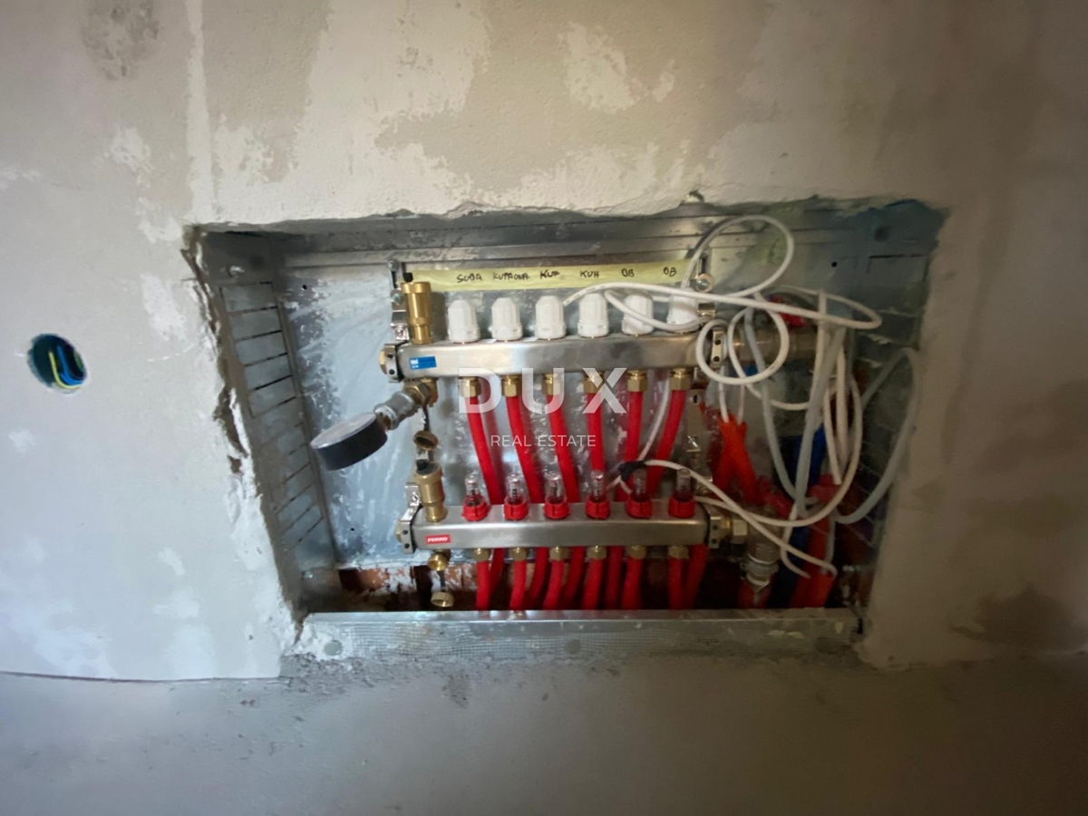 RIJEKA, DRENOVA - esclusivo appartamento in NUOVO EDIFICIO al piano terra con giardino + 2 posti auto! OCCASIONE!