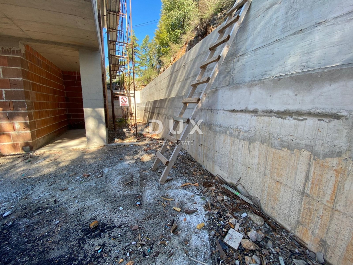 RIJEKA, DRENOVA - esclusivo appartamento in NUOVO EDIFICIO al piano terra con giardino + 2 posti auto! OCCASIONE!