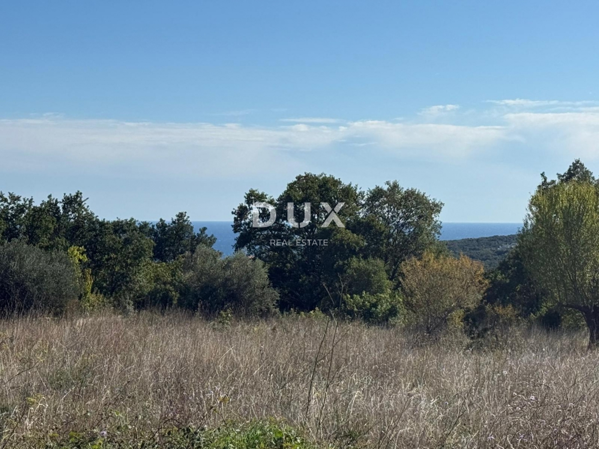 ISTRIA, PERUŠKI - Bellissimo terreno edificabile con vista mare