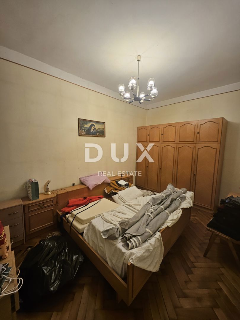 ABBAZIA, LOVRAN - casa a un piano 135m2, 2A FILA SUL MARE!!!! con vista panoramica sul mare + dintorni