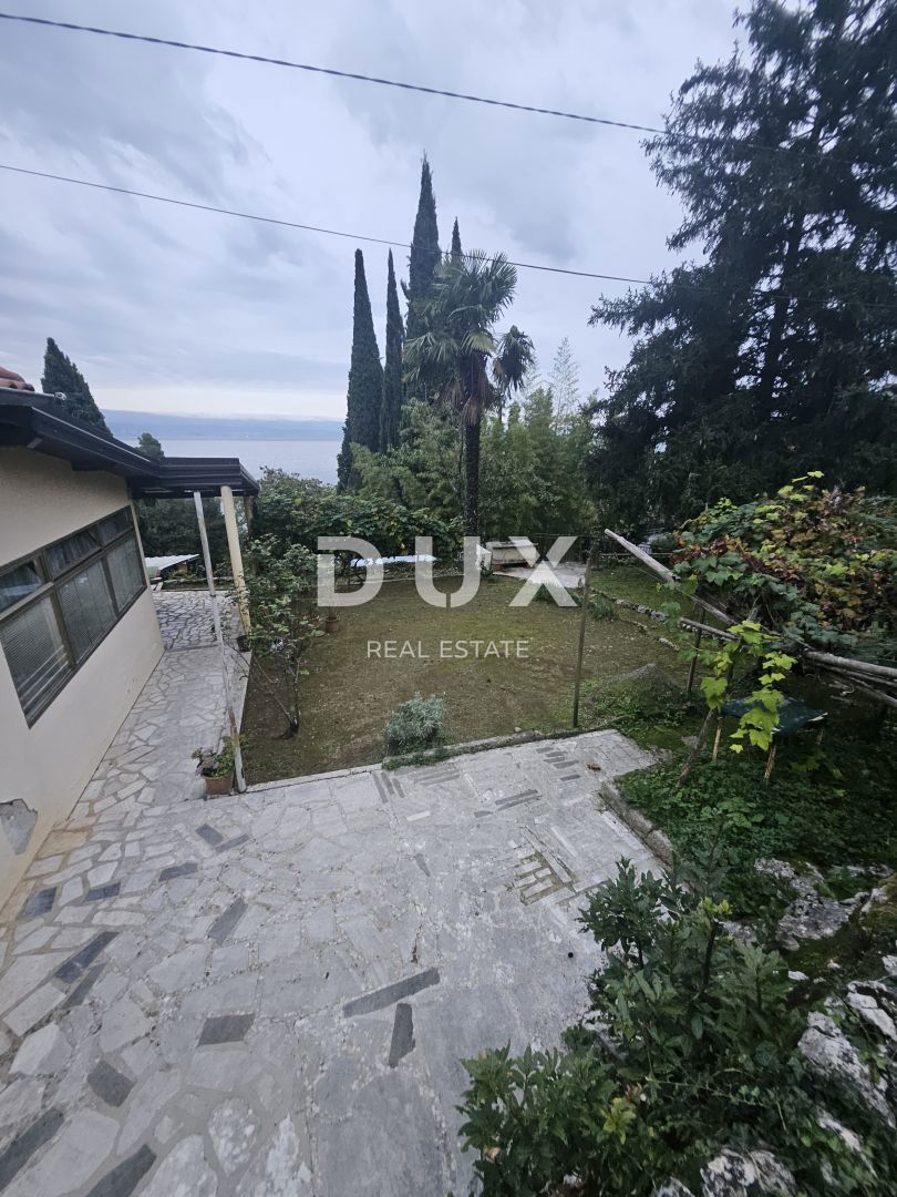 ABBAZIA, LOVRAN - casa a un piano 135m2, 2A FILA SUL MARE!!!! con vista panoramica sul mare + dintorni