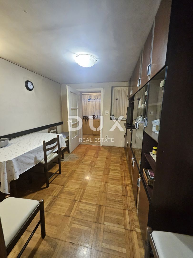 ABBAZIA, LOVRAN - casa a un piano 135m2, 2A FILA SUL MARE!!!! con vista panoramica sul mare + dintorni