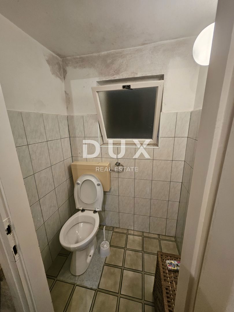 ABBAZIA, LOVRAN - casa a un piano 135m2, 2A FILA SUL MARE!!!! con vista panoramica sul mare + dintorni