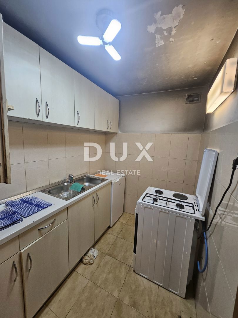 ABBAZIA, LOVRAN - casa a un piano 135m2, 2A FILA SUL MARE!!!! con vista panoramica sul mare + dintorni