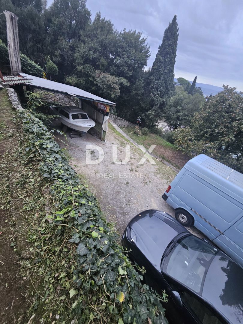 ABBAZIA, LOVRAN - casa a un piano 135m2, 2A FILA SUL MARE!!!! con vista panoramica sul mare + dintorni