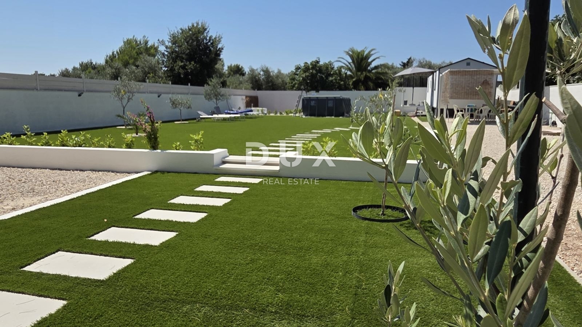 ISTRIA, POMER - casa legalizzata a soli 600 metri dal mare!