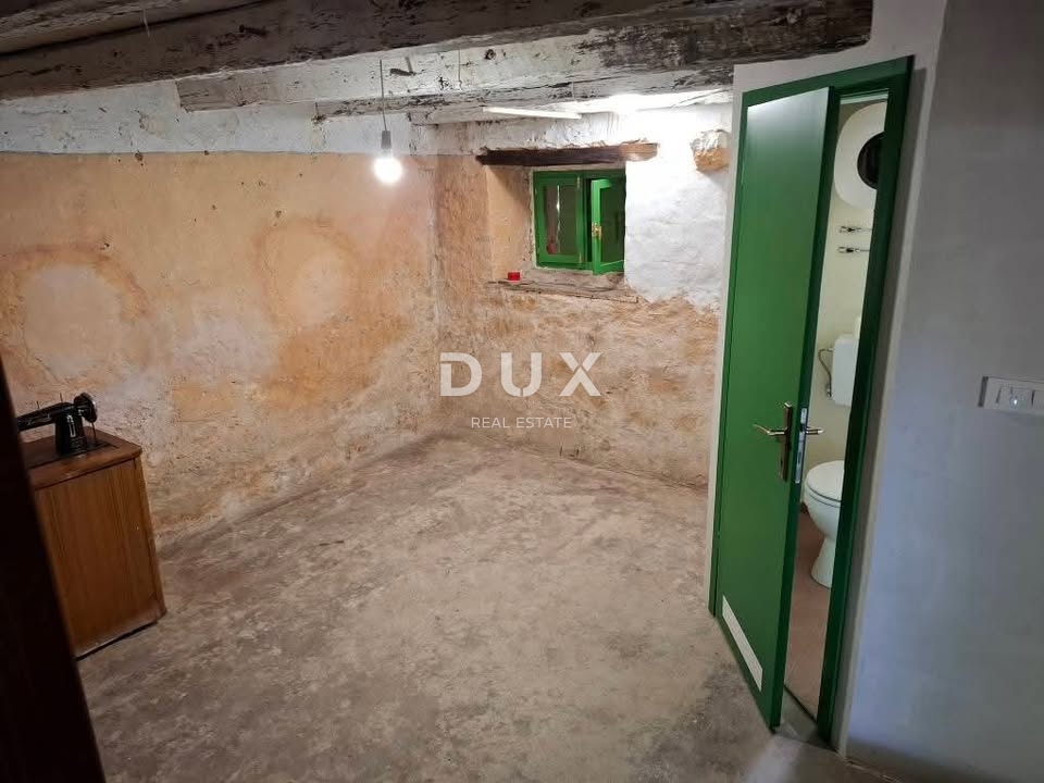 ISTRIA, LANIŠĆE - Casa in pietra parzialmente ristrutturata
