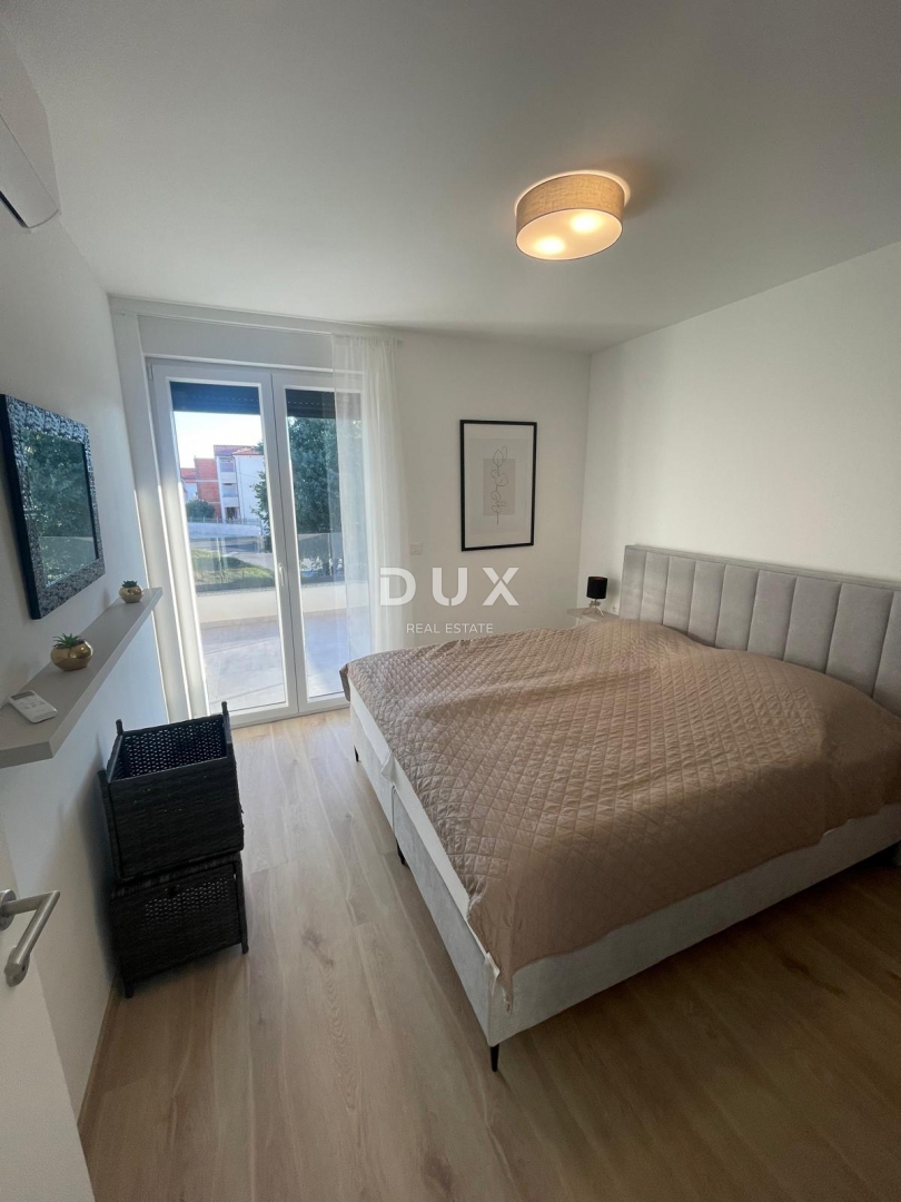 ISTRIA, MEDULIN - Appartamento in un nuovo edificio con due posti auto, arredato, vista mare