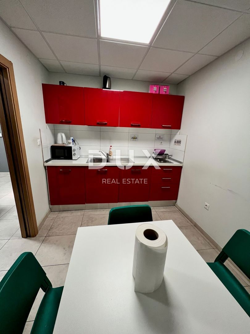 RIJEKA, KASTAV - spazio commerciale / ufficio 368 m2, modernamente arredato!!!