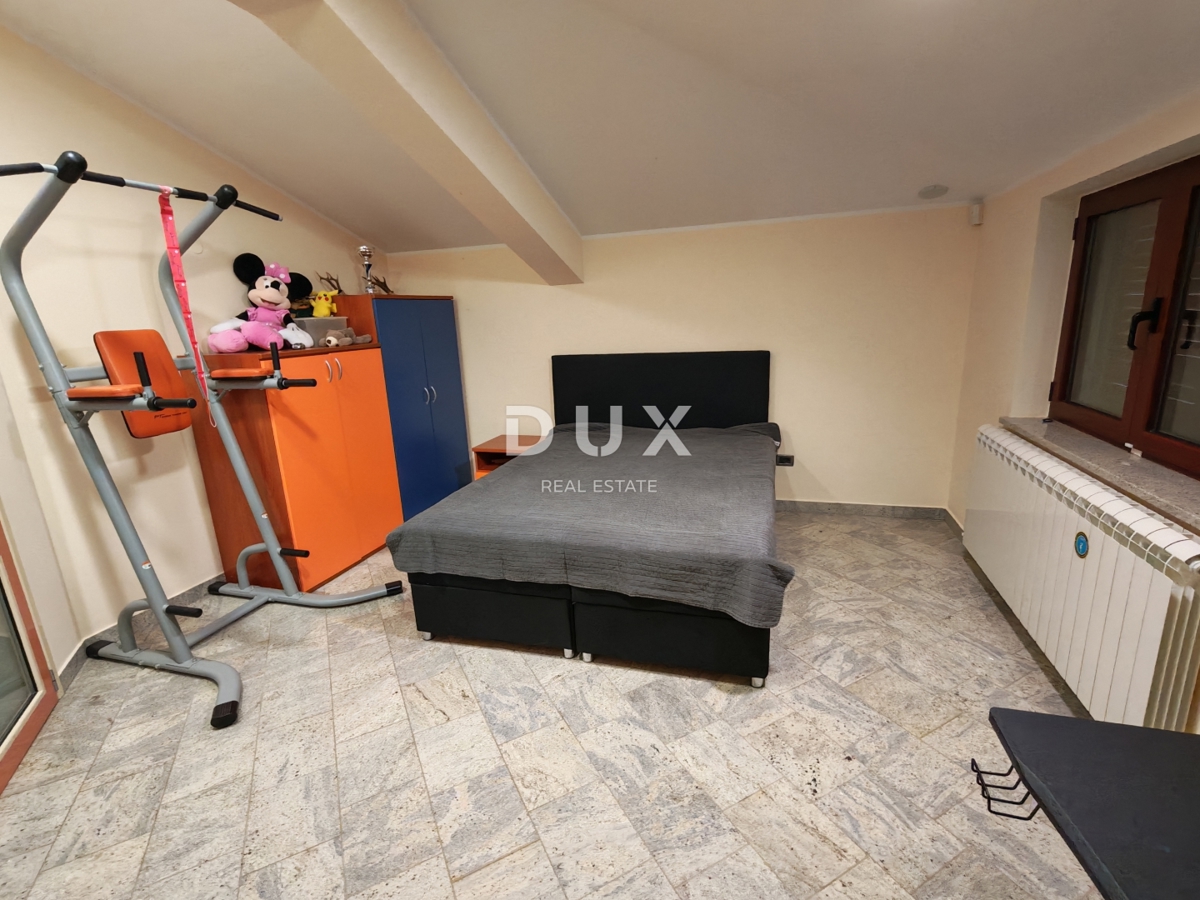 ISTRIA, BALE - Spaziosa villa con piscina e una casa in pietra aggiuntiva per gli ospiti