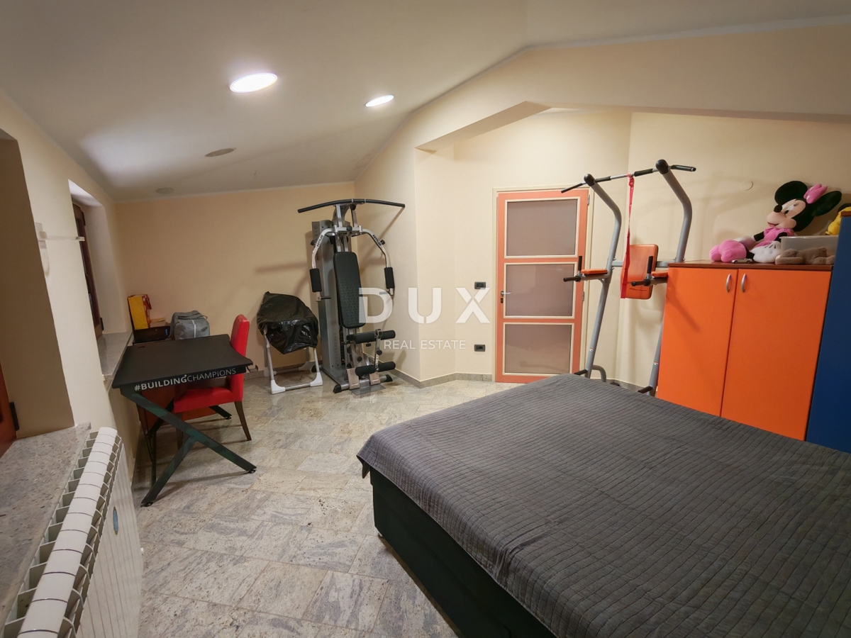 ISTRIA, BALE - Spaziosa villa con piscina e una casa in pietra aggiuntiva per gli ospiti