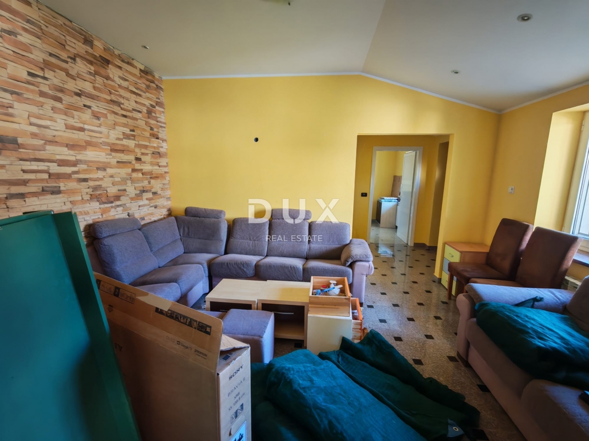 ISTRIA, BALE - Spaziosa villa con piscina e una casa in pietra aggiuntiva per gli ospiti