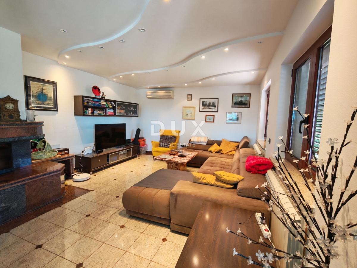 ISTRIA, BALE - Spaziosa villa con piscina e una casa in pietra aggiuntiva per gli ospiti