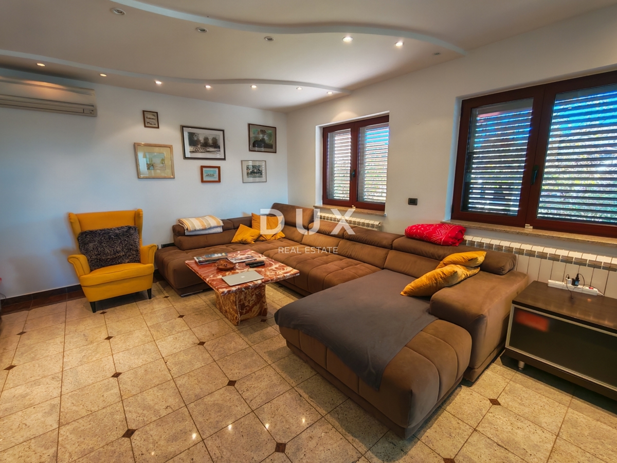 ISTRIA, BALE - Spaziosa villa con piscina e una casa in pietra aggiuntiva per gli ospiti