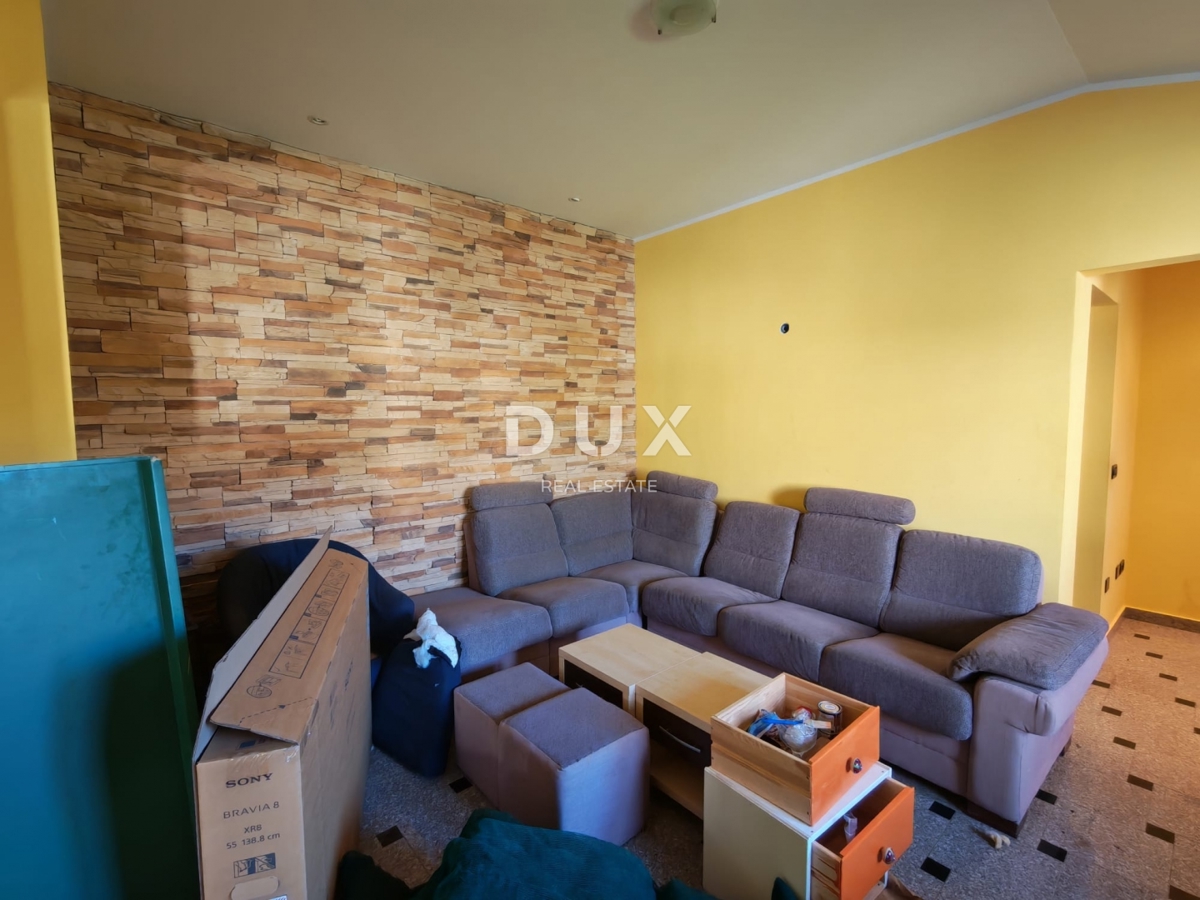 ISTRIA, BALE - Spaziosa villa con piscina e una casa in pietra aggiuntiva per gli ospiti