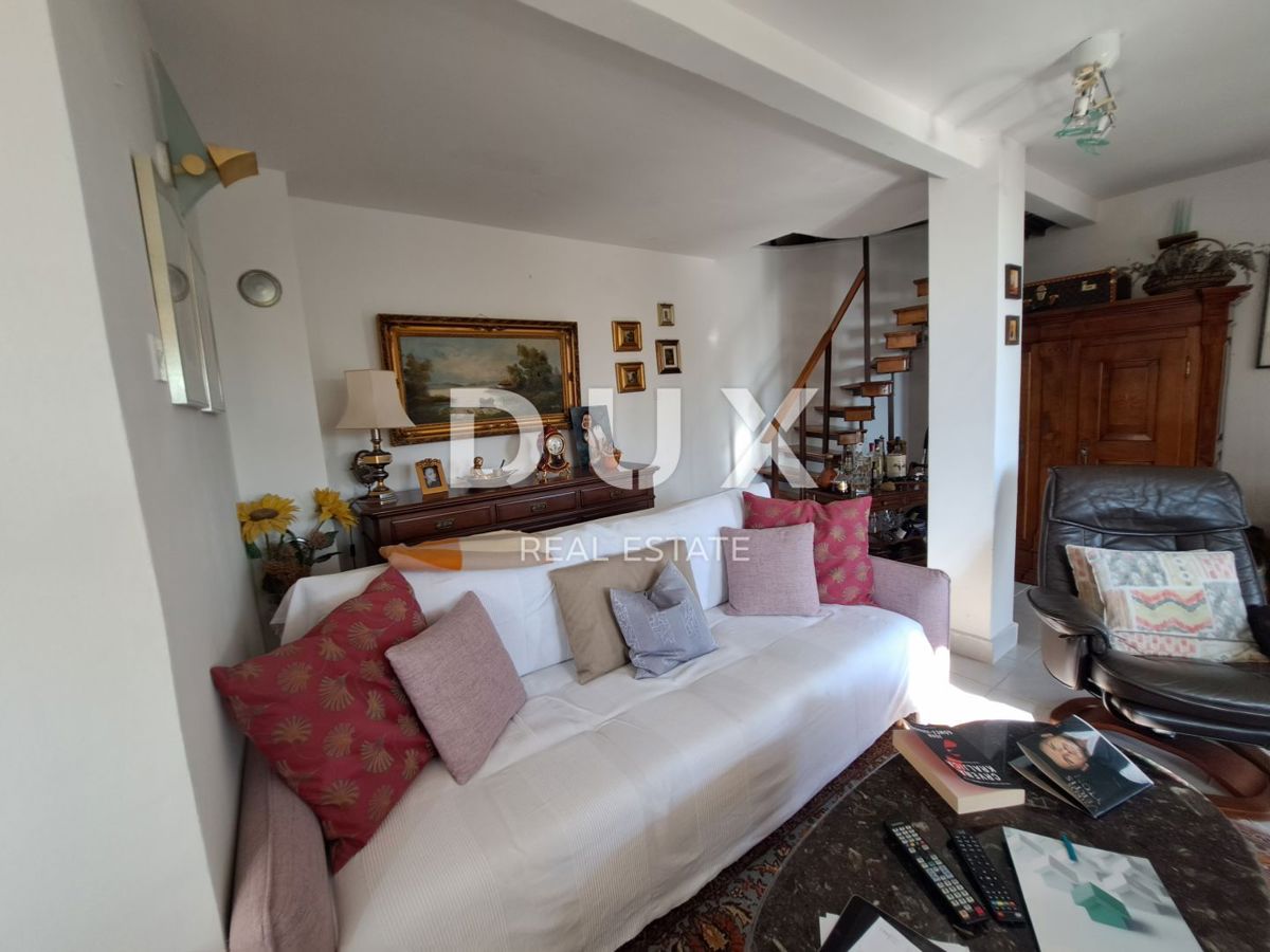 OPATIJA, OPRIĆ - tre piani, due terrazze e vista mare