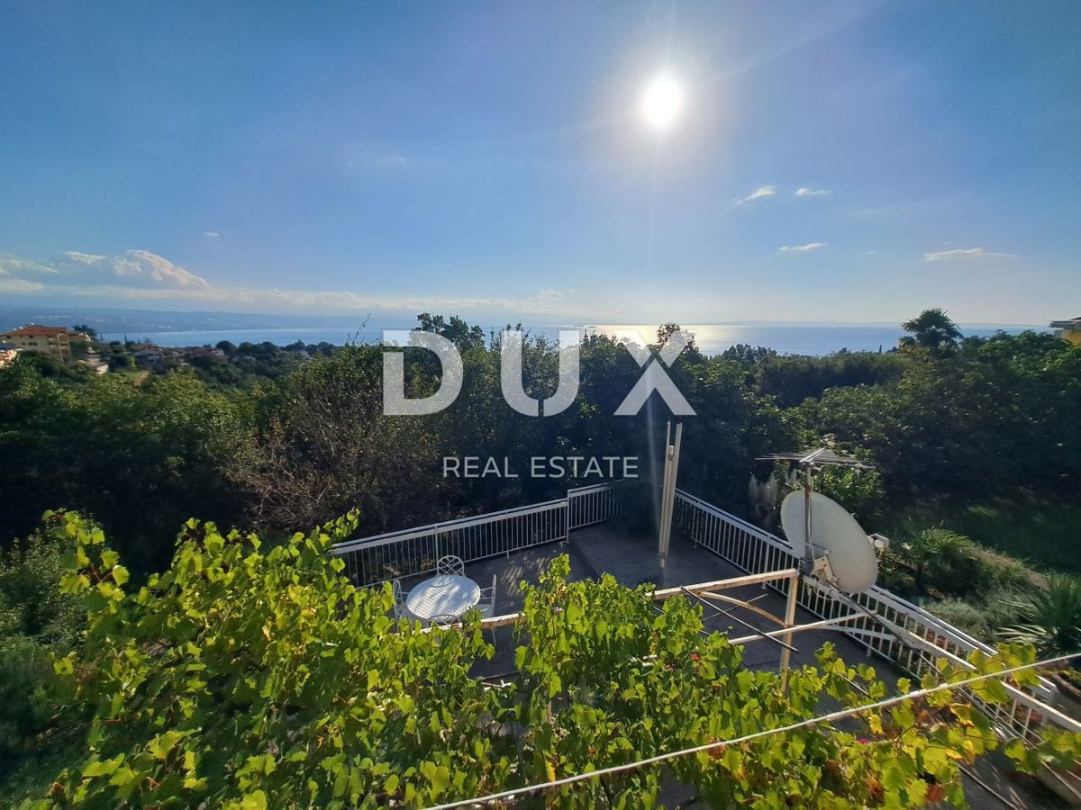 OPATIJA, OPRIĆ - tre piani, due terrazze e vista mare