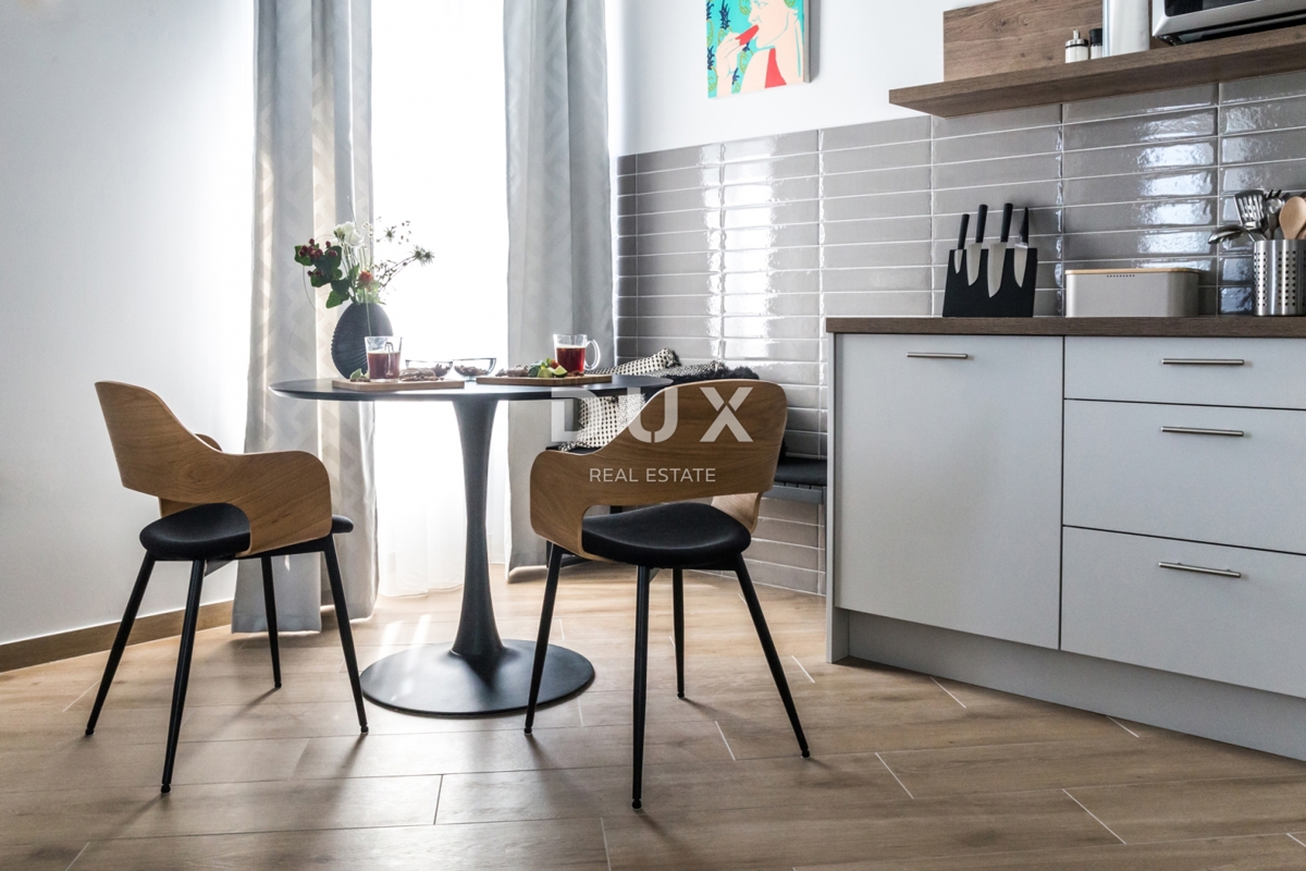 RIJEKA, CENTRO - Investimento esclusivo: tre appartamenti arredati in un complesso, posizione privilegiata