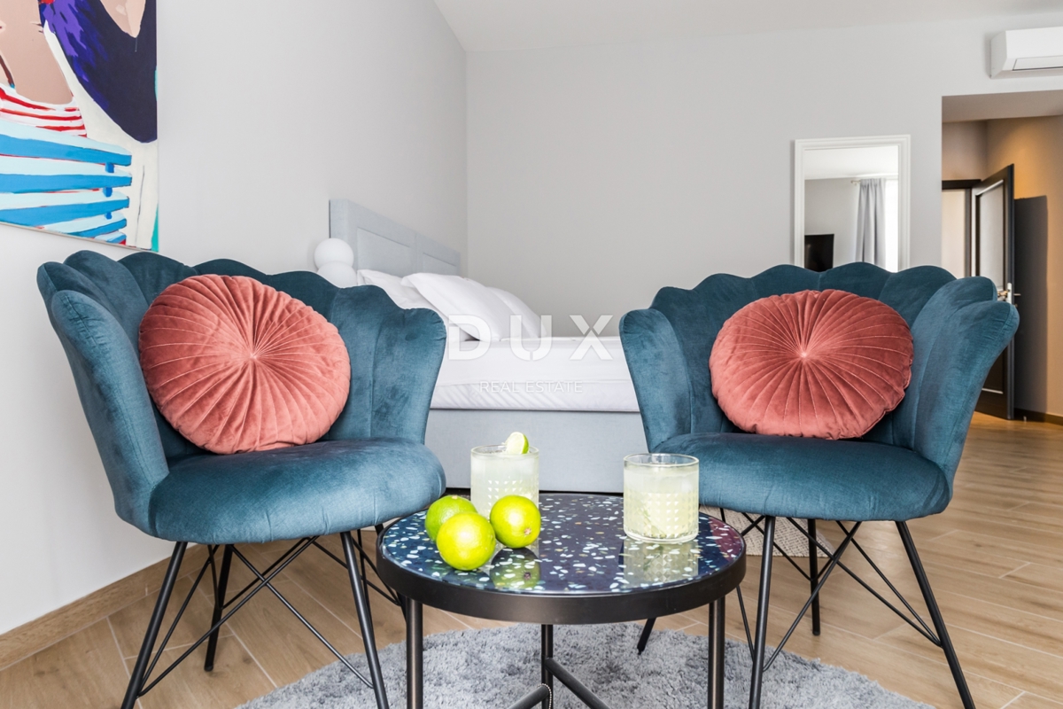 RIJEKA, CENTRO - Investimento esclusivo: tre appartamenti arredati in un complesso, posizione privilegiata