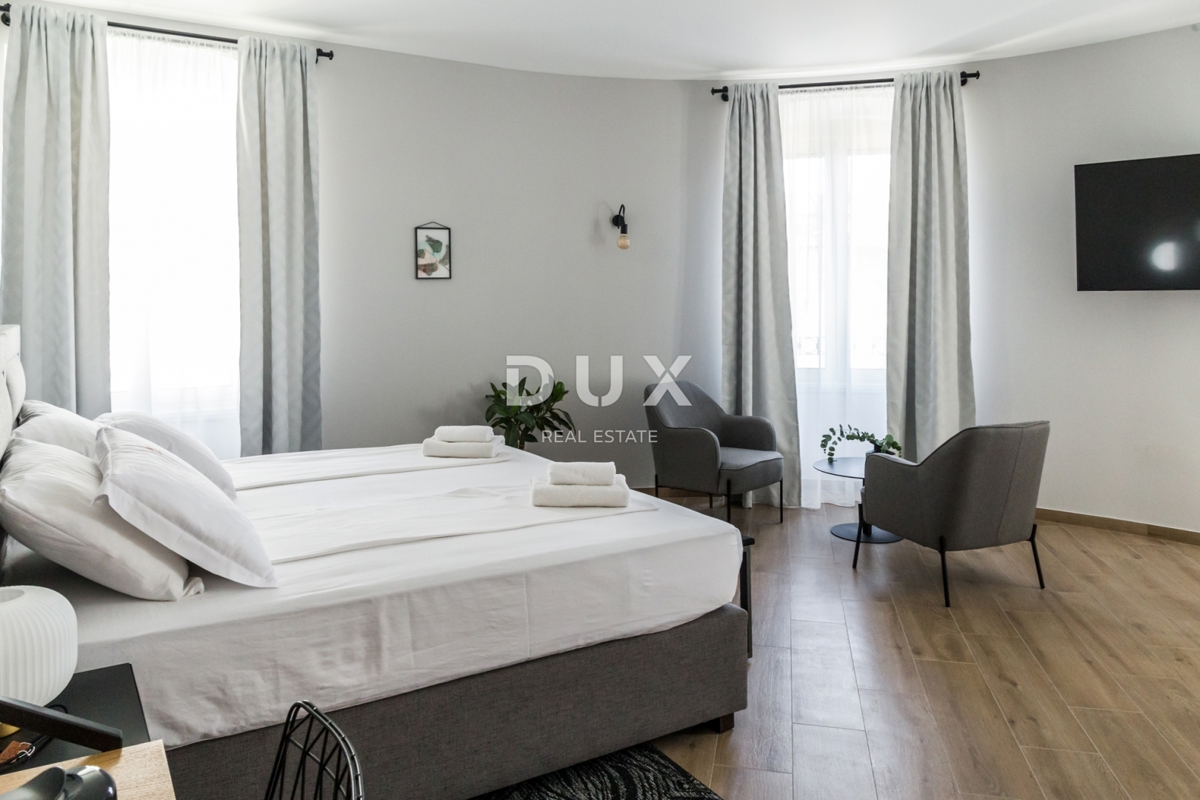 RIJEKA, CENTRO - Investimento esclusivo: tre appartamenti arredati in un complesso, posizione privilegiata