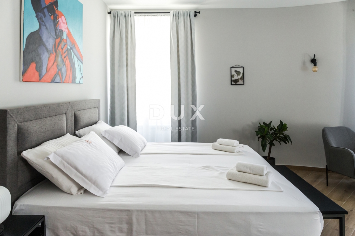 RIJEKA, CENTRO - Investimento esclusivo: tre appartamenti arredati in un complesso, posizione privilegiata