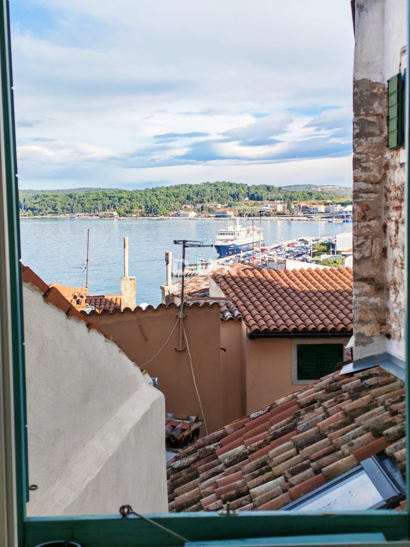 ISTRIA, ROVIGNO - Appartamento di 35,70 m2 nel cuore del centro storico!