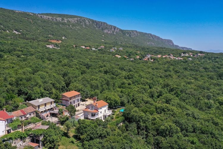 CRIKVENICA, GRIŽANE - Bellissima casa indipendente con piscina e vista mare!