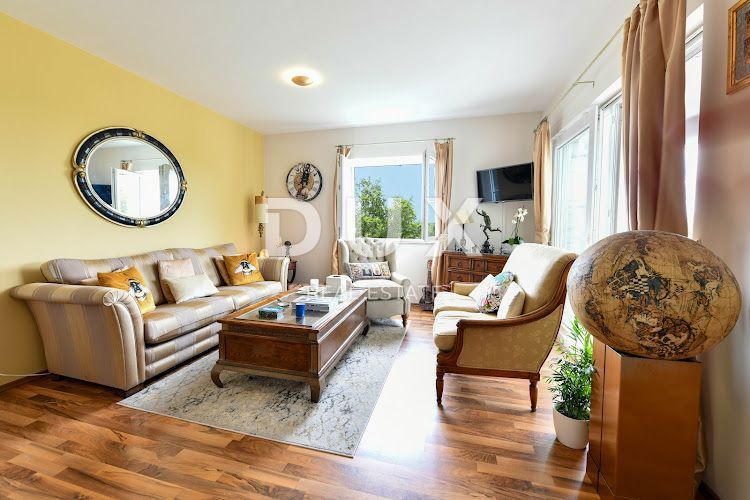 CRIKVENICA, GRIŽANE - Bellissima casa indipendente con piscina e vista mare!