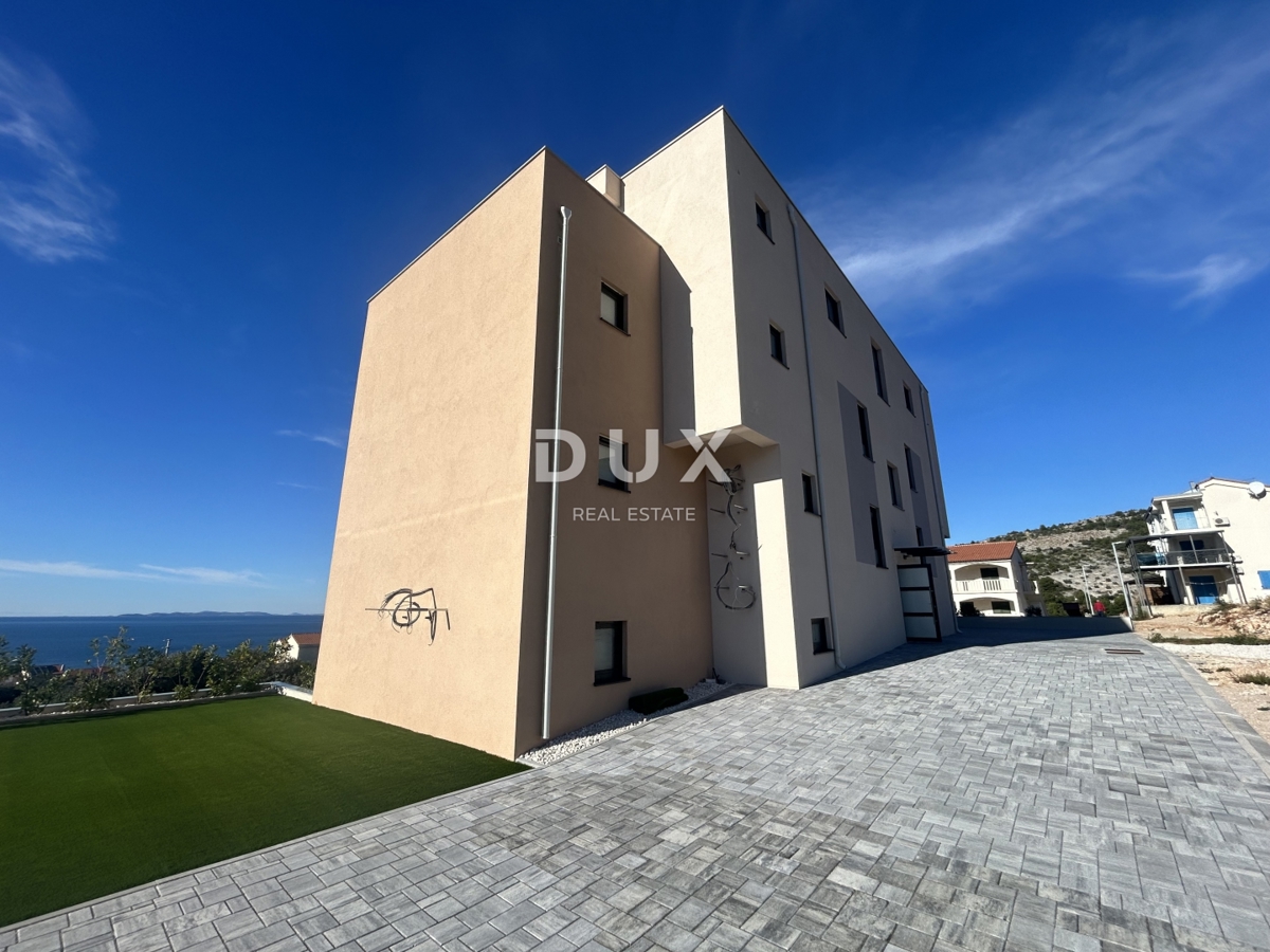 PRIMOŠTEN, DOLAC – NUOVA COSTRUZIONE! Attico con splendida vista mare! OCCASIONE!