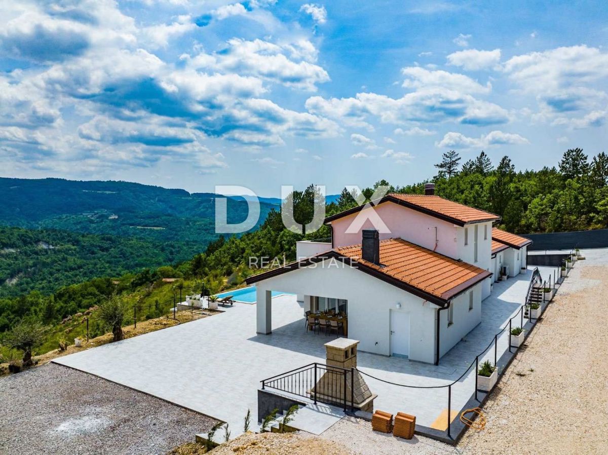 ISTRIA, CEROVLJE - Hacienda di Ippocrate con campo sportivo! RARO!