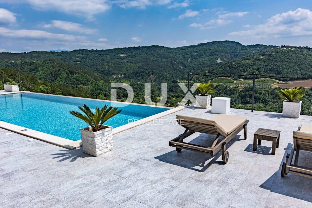 ISTRIA, CEROVLJE - Hacienda di Ippocrate con campo sportivo! RARO!