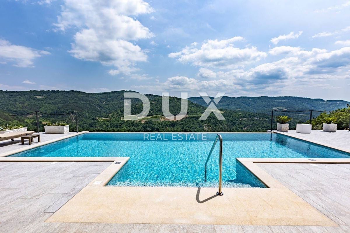 ISTRIA, CEROVLJE - Hacienda di Ippocrate con campo sportivo! RARO!