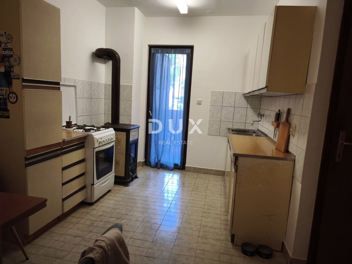 ISTRIA, PISINO - OCCASIONE! Spazioso appartamento di 78 m² con tre camere da letto in ottima posizione!