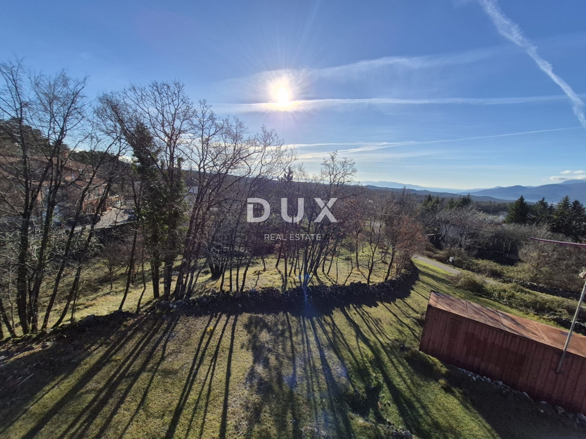 KLANA, ŠKALNICA - Terreno edificabile con vista mare. OCCASIONE DI INVESTIMENTO!