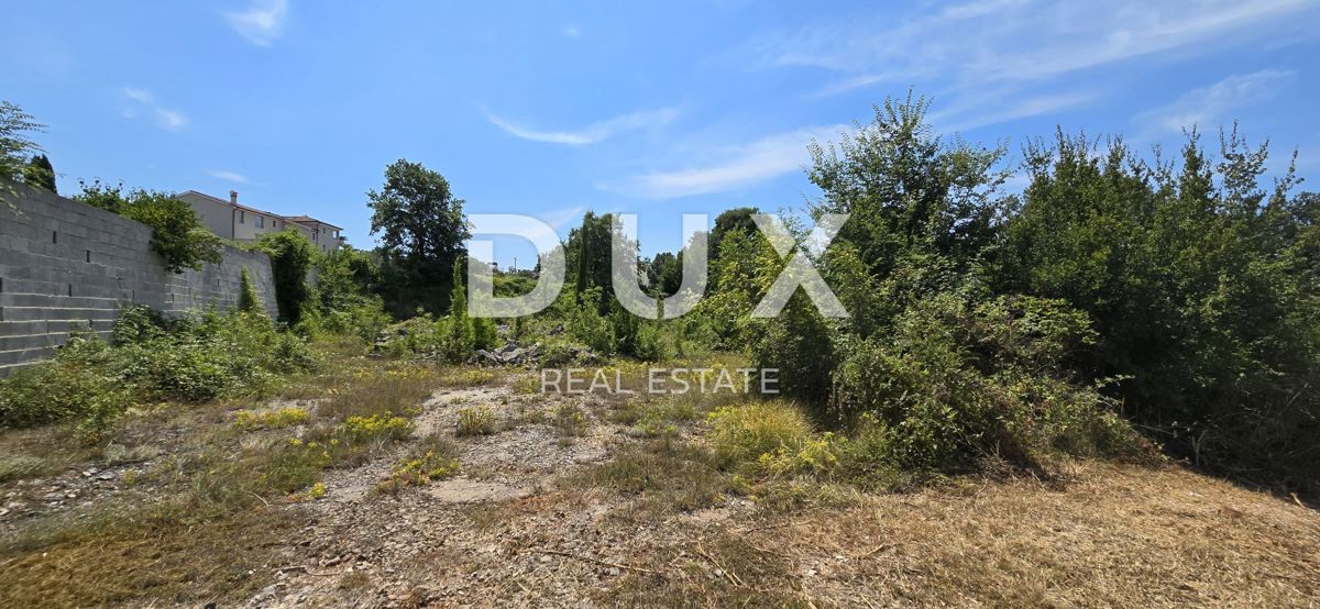 ISTRIA, ROVIGNO - Terreno edificabile vicino alla città