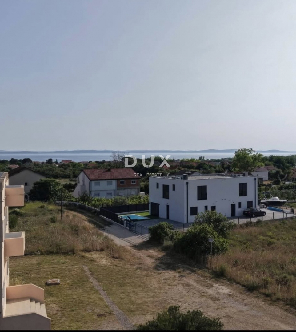 ZADAR, PRIVLAKA - Appartamento su tre piani con vista mare. Nuova costruzione!