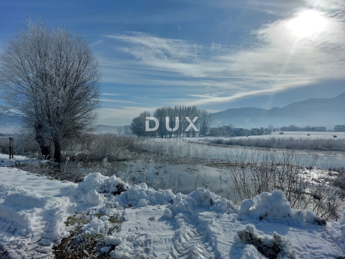 OTOČAC, ČOVIĆI - Un pezzo di natura vicino al fiume Gacka, 1234m2