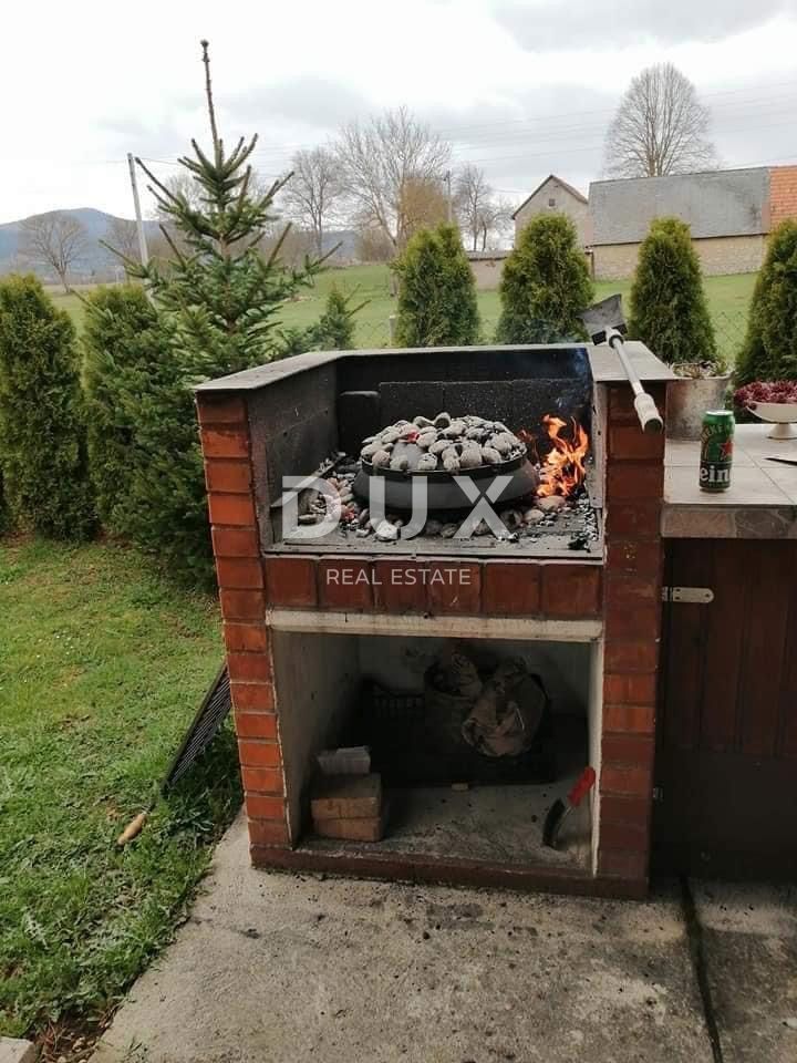 OTOČAC, LIČKO LEŠČE - Casa nella natura con piscina