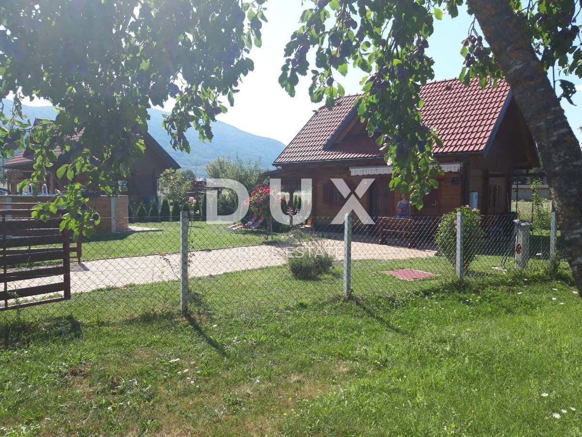 OTOČAC, LIČKO LEŠČE - Casa nella natura con piscina