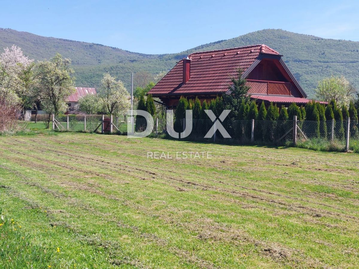 OTOČAC, LIČKO LEŠČE - Casa nella natura con piscina