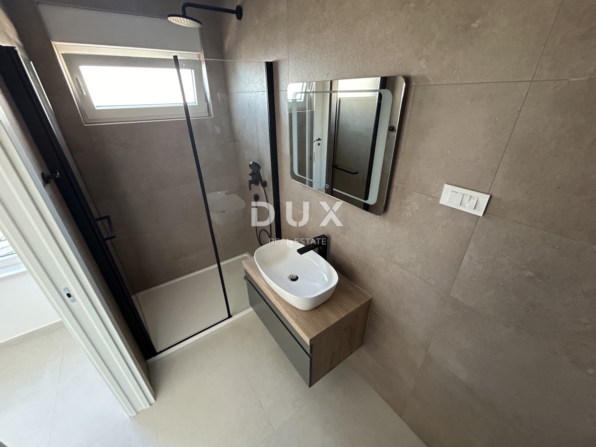 ŠIBENIK, VODICE – Appartamento di lusso vicino alla spiaggia con vista mare