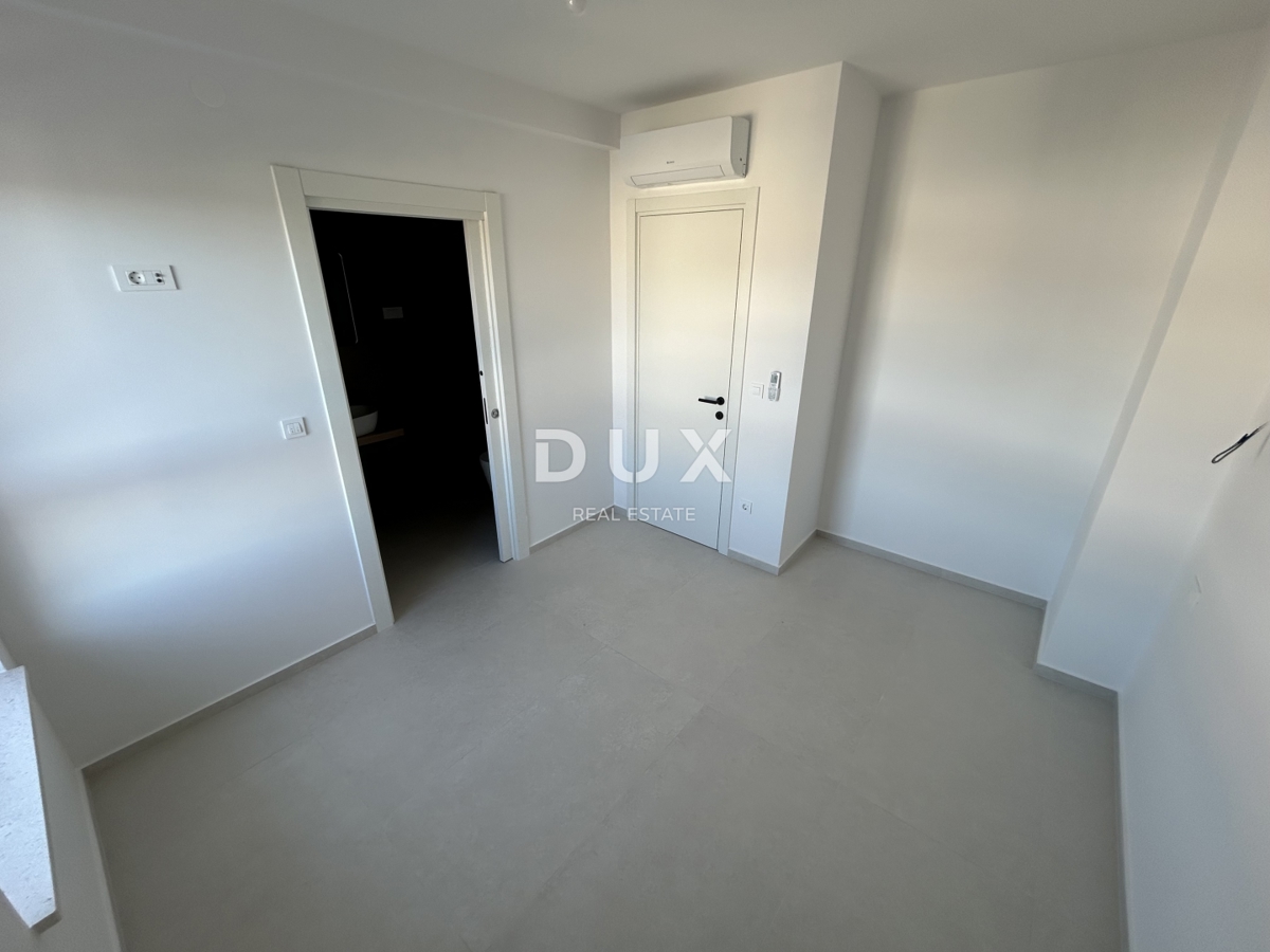 ŠIBENIK, VODICE – Appartamento di lusso vicino alla spiaggia con vista mare