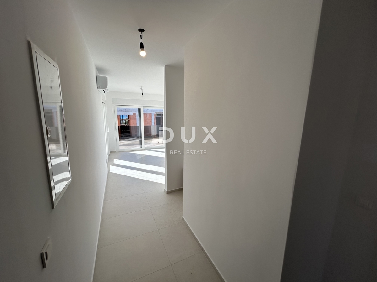 ŠIBENIK, VODICE – Appartamento di lusso vicino alla spiaggia con vista mare