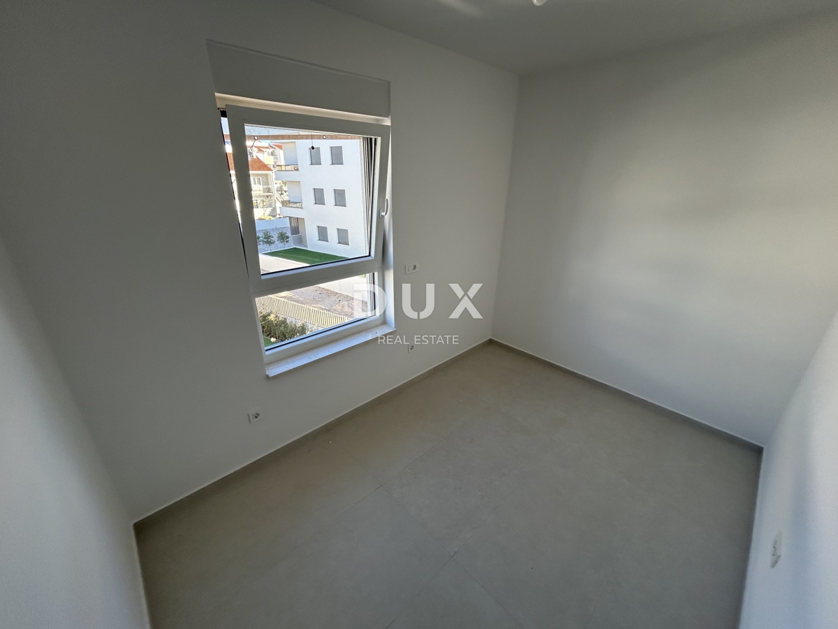 ŠIBENIK, VODICE – Appartamento di lusso vicino alla spiaggia con vista mare