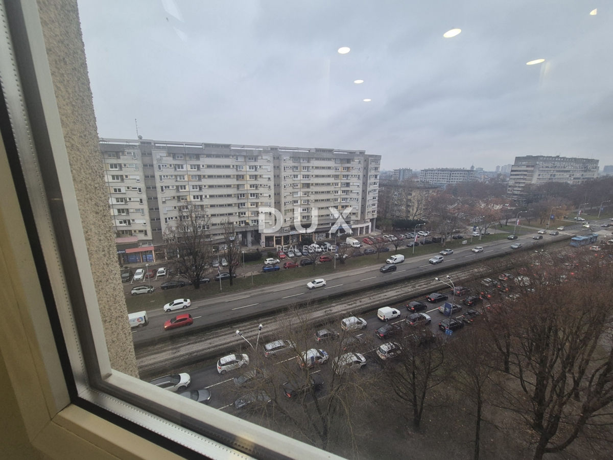 ZAGABRIA, TRNJE - Appartamento con cinque camere da letto e due ingressi separati in una posizione privilegiata