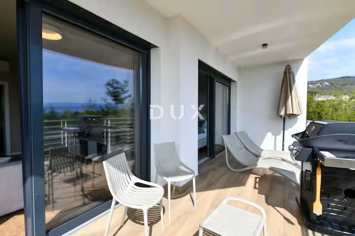 OPATIJA, OPRIĆ - appartamento in un nuovo edificio con giardino e vista mare