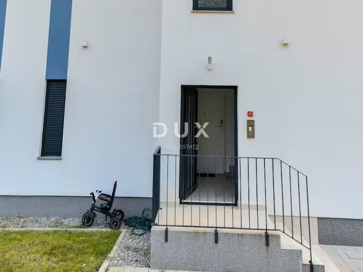 OPATIJA, OPRIĆ - appartamento in un nuovo edificio con giardino e vista mare