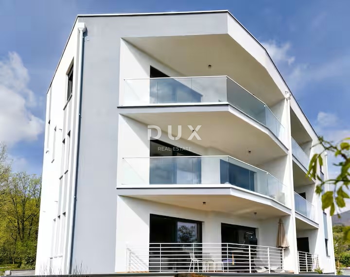 OPATIJA, OPRIĆ - appartamento in un nuovo edificio con giardino e vista mare