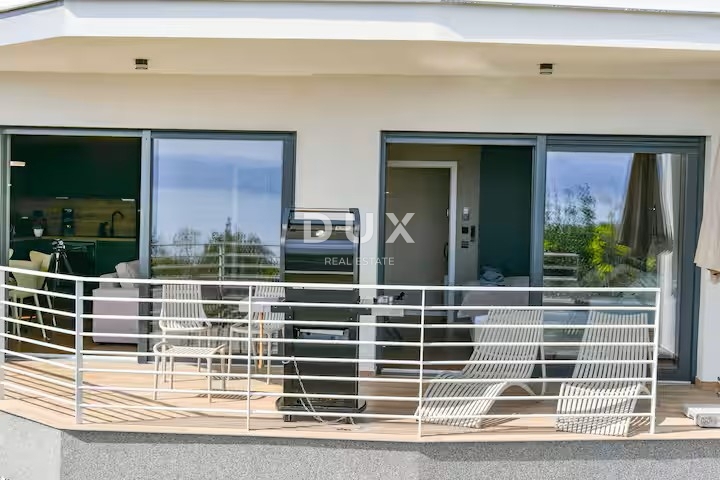 OPATIJA, OPRIĆ - appartamento in un nuovo edificio con giardino e vista mare