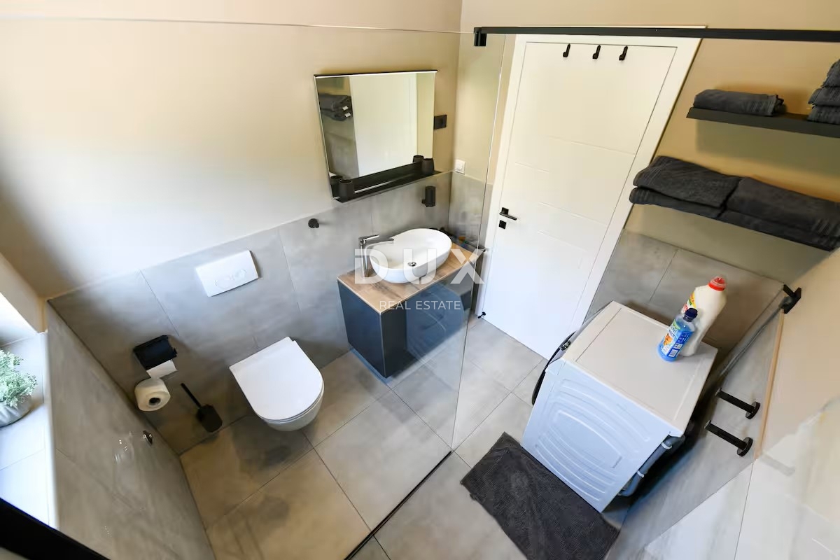 OPATIJA, OPRIĆ - appartamento in un nuovo edificio con giardino e vista mare